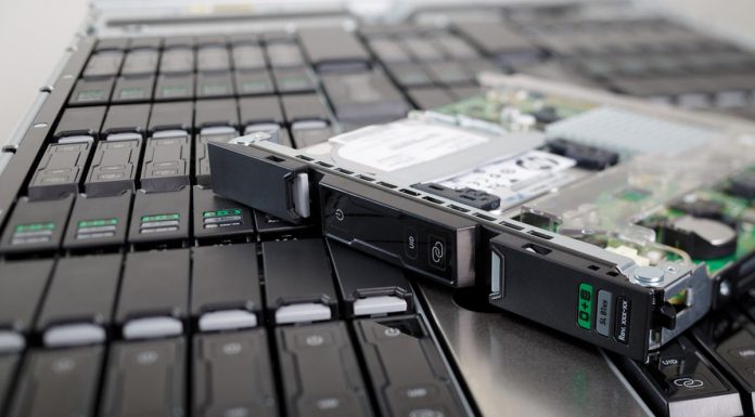 Arm declara: Un milion de servere pentru data centere vor fi livrate in 2018