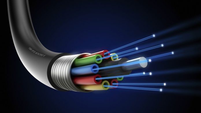 Marea Britanie investeste 180 de milioane de dolari intr-o retea de fibra optica din Africa