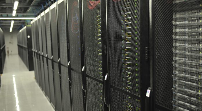 Japonia se trezeste in privinta data centerelor