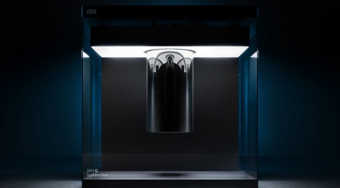 IBM anunta la CES lansarea Q System One, un computer cuantic construit intr-un cub de 9 metri patrati