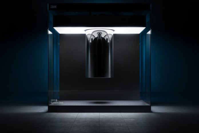 IBM anunta la CES lansarea Q System One, un computer cuantic construit intr-un cub de 9 metri patrati
