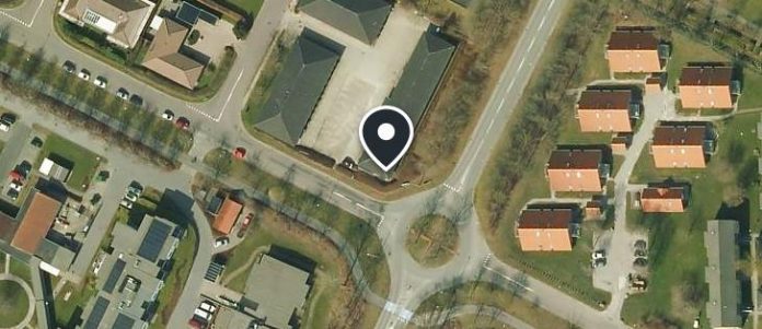 Facebook hardware servere data center stiri