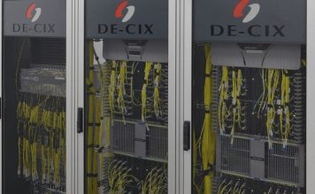 ethernet de 400,facebook,de-cix,fortnite