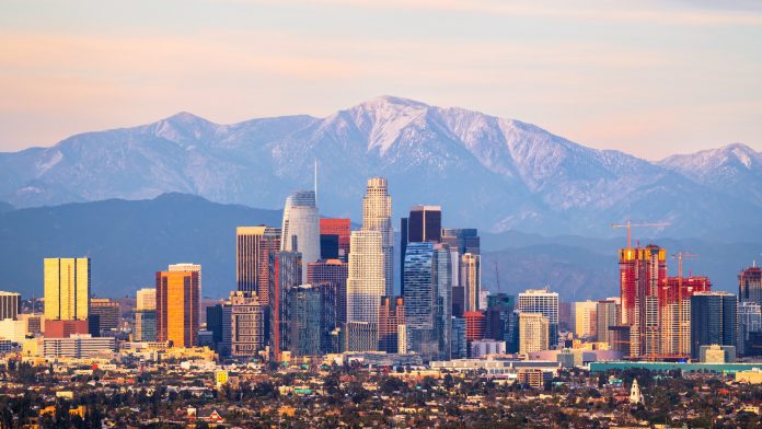 Departamentul de Tehnologie din California semneaza un contract de 10.5 milioane de dolari cu orasul Los Angeles
