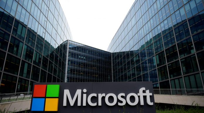 Microsoft promite ca datacenterele sale vor folosi 60% energie regenerabila pana in 2020