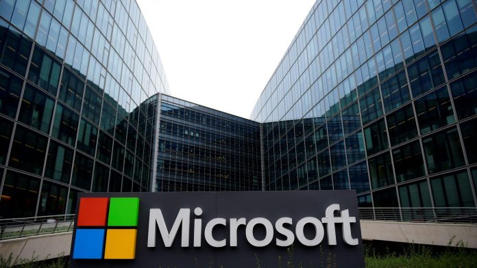Microsoft promite ca datacenterele sale vor folosi 60% energie regenerabila pana in 2020