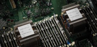 Producatorii de servere actualizeaza portofoliul de produse cu cele mai recent Intel Xeon