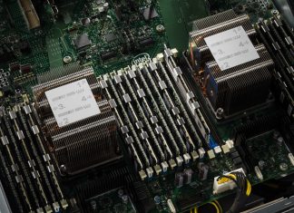 Producatorii de servere actualizeaza portofoliul de produse cu cele mai recent Intel Xeon