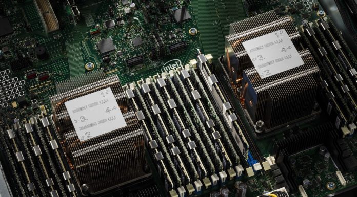 Producatorii de servere actualizeaza portofoliul de produse cu cele mai recent Intel Xeon