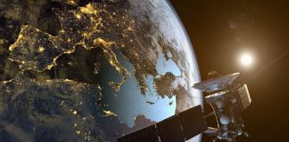 Amazon planifica o constelatie de 3.236 de sateliti pentru a oferi internet in intreaga lume