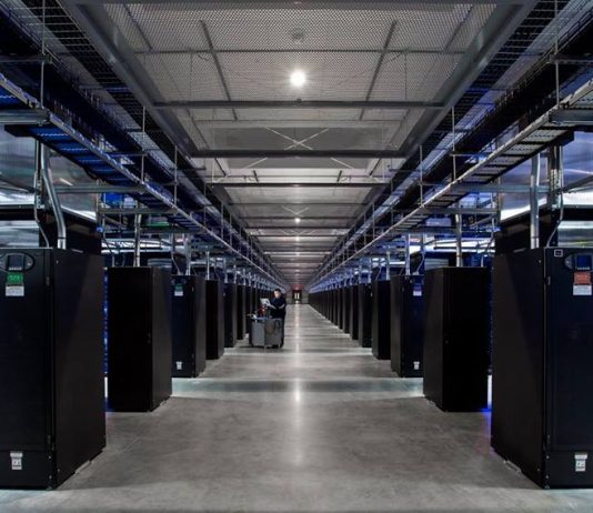 Facebook a confirmat planurile, raportate luna trecuta, de a se extinde in Altoona Iowa.